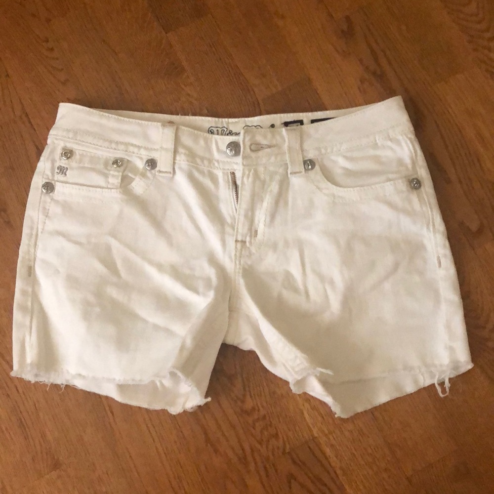 White true religion shorts